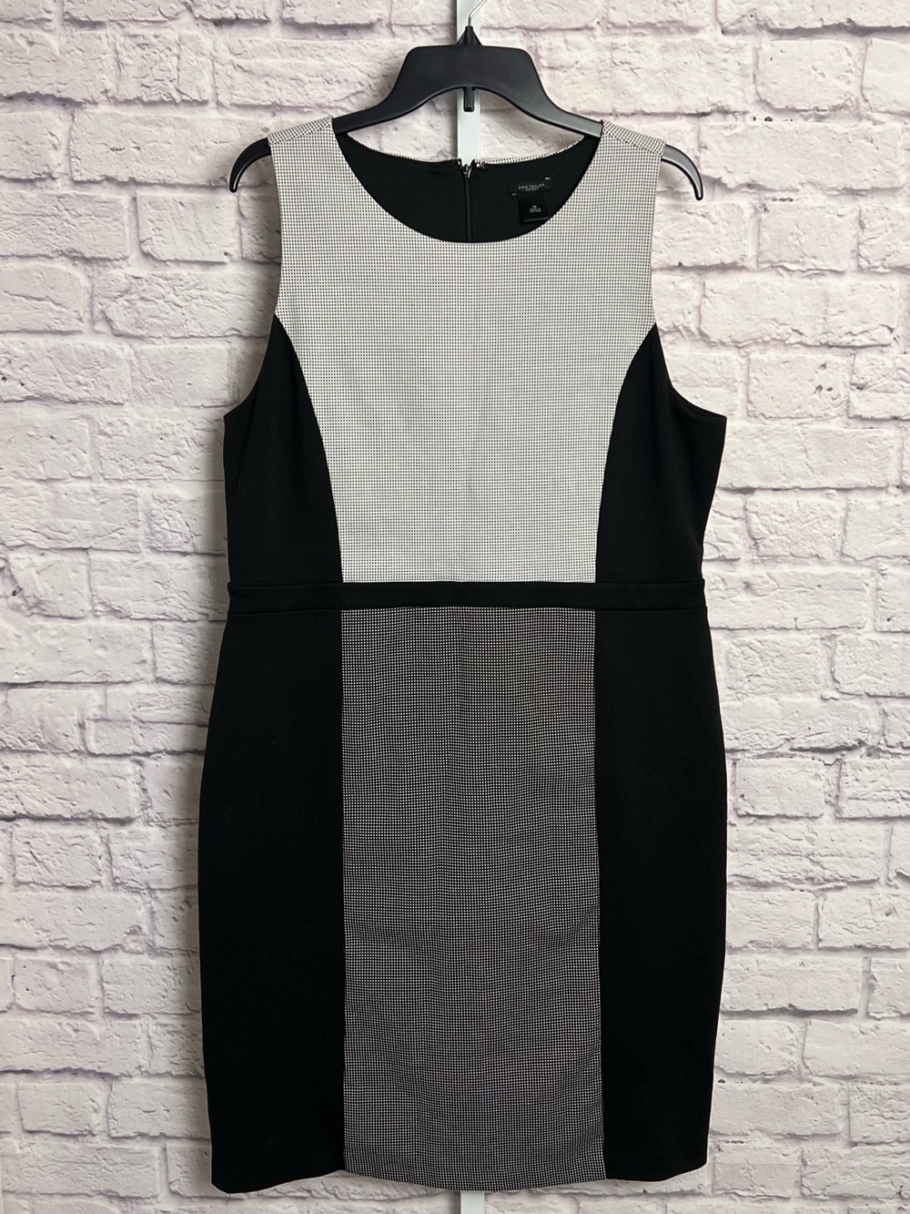 Ann Taylor Factory Black & White Sheath Dress size 16